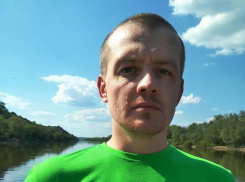 Май Абрикосов потребовал от Малахова миллион за участие в шоу