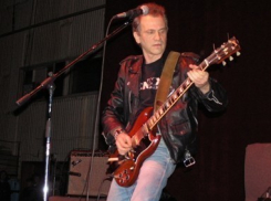 Экс-гитариста группы «Сектор газа» выписали из воронежской больницы после страшного ДТП 