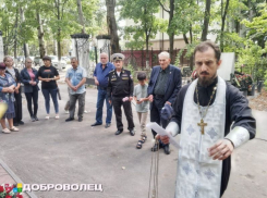 Панихида по морякам подлодки «Курск» прошла на Коминтерновском кладбище Воронежа