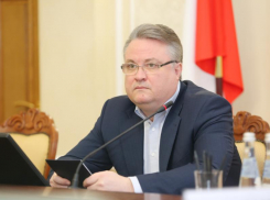 Мэр Воронежа намекнул на уродливость памятника Хою 