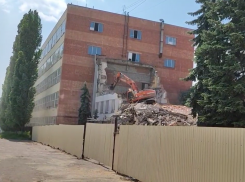 Снос оборонного завода «Электроприбор» попал на видео в Воронеже