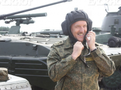 Их там нет: Гордеев и Нетёсов поздравили «исполнявших служебный долг за пределами Отечества»