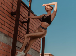 Как сжигать калории без спортивного зала, рассказала известная блогерша