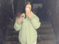 Мать-проститутка предстанет перед судом за измор дочери 