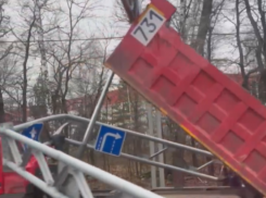 Трехкилометровая пробка из-за ДТП с грузовиком образовалась на въезде в Воронеж 
