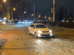 После коммунальной аварии открыто движение по Остужевскому кольцу в Воронеже