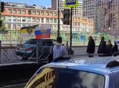 Автопробег в честь Дня победы засняли на видео в Воронеже