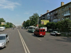 В Воронеже на Московском проспекте мотоциклист насмерть сбил девушку