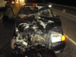 В Воронежской области при столкновении с «Ладой» погиб водитель скутера и пострадали два его пассажира