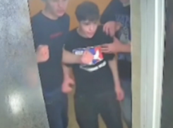 Шиловские подростки, избившие таксиста, избежали СИЗО 