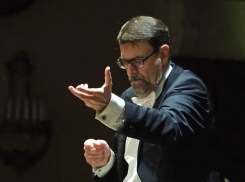 Дирижер оркестра Воронежской филармонии отмечает 60-летний юбилей