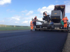 Единственная воронежская фирма захотела ремонтировать районные дороги за полмиллиарда