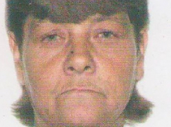 Женщину в красном халате разыскивают в Воронеже