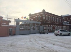 Больше 14 млн рублей задолжал сотрудникам ликеро-водочный завод в Воронежской области