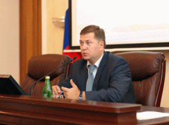 Мэрия Воронежа в тени и анабиозе