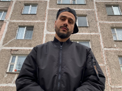 Блогер КраСава высмеял воронежский «Факел» на всю Россию