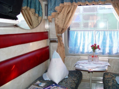 Воронежские железнодорожники отправились в путешествие на «Свадебном поезде»