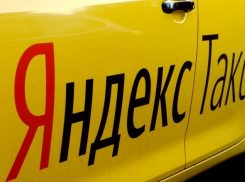 С карты девушки списали деньги за незнание воронежским таксистом города