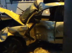 В Воронеже четыре автомобиля попали в аварию из-за пешехода: в больницу попали два водителя (ВИДЕО)