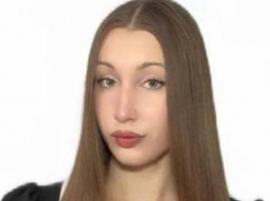 Екатерина Игнатченко стала первой 100-балльницей ЕГЭ по обществознанию в Россоши 