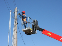 На въезде в Воронеж порежут самовольные провода и кабели