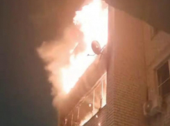 Жуткий пожар случился в ночь на пятницу 13-е в Воронеже