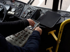 Воронежские маршрутчики продолжают хитрить с безналичной оплатой