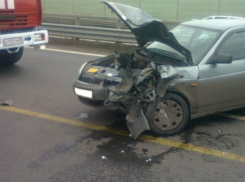 В Воронеже столкнулись «Лада Приора» и «Киа Рио»