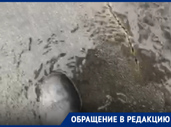 «Выхода у воды, кроме как через мой потолок, нет»: растаявший снег затопил воронежцу квартиру