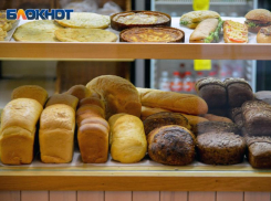 Стало известно, сколько среднестатистический воронежец тратит на еду в месяц и в год 