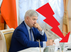 С падения рейтинга начал первую декаду декабря воронежский губернатор Гусев