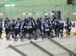 ХК «Россошь» обыграл «Елец» обойдя соперника на 2 шайбы