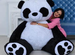 Одна покупка – два подарка: как осчастливить девушку в Новый год 