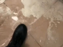 Невозможно дышать: фекальное бедствие обрушилось на многоэтажку в Воронеже