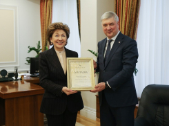 Воронежский сенатор Галина Карелова может потерять свой пост в Совете Федерации