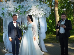 Воронежские влюбленные поженились в эфире популярного телешоу