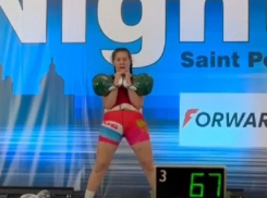 Мировой рекорд в гиревом спорте установила спортсменка из Воронежской области