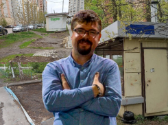 Чиновник пристыдил «хитрых торгашей» с кочующими киосками в Воронеже 
