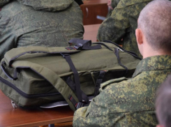 Обзор экипировки, подаренной чиновниками, снял на видео мобилизованный воронежец