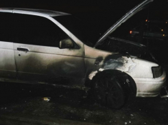 В Воронеже произошло «странное» возгорание автомобиля