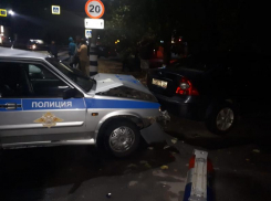 Пьяный водитель устроил массовое ДТП с полицейской машиной и пешеходом в Воронежской области