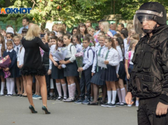 «У нас не 90-е»: охраняющий воронежские школы ЧОП ответил на обвинения в угрозах  