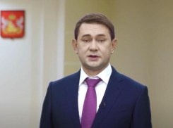 Друг всех воронежских СМИ Владимир Нетесов порадовал журналистов пафосно-уставшим поздравлением