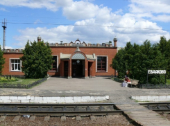 В Воронежской области поезд сбил мужчину на железнодорожных путях