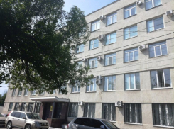 Громкое задержание транспортного полицейского за взятку проходило в воронежском сквере