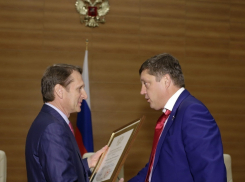 Депутат Олег Пахолков получил благодарность от председателя Государственной Думы Сергея Нарышкина