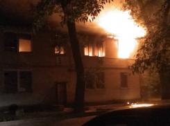 Ночной поджог воронежской двухэтажки горожане назвали терроризмом