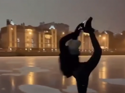 Великолепием и грацией фигурного катания покорила спортсменка вечерний Воронеж 