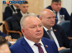 Огромный особняк и раритетное авто – чем богат вице-спикер Воргордумы Черкасов