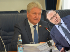 Спикер Ходырев утаил причину увольнения из гордумы скандального политолога Нечаева